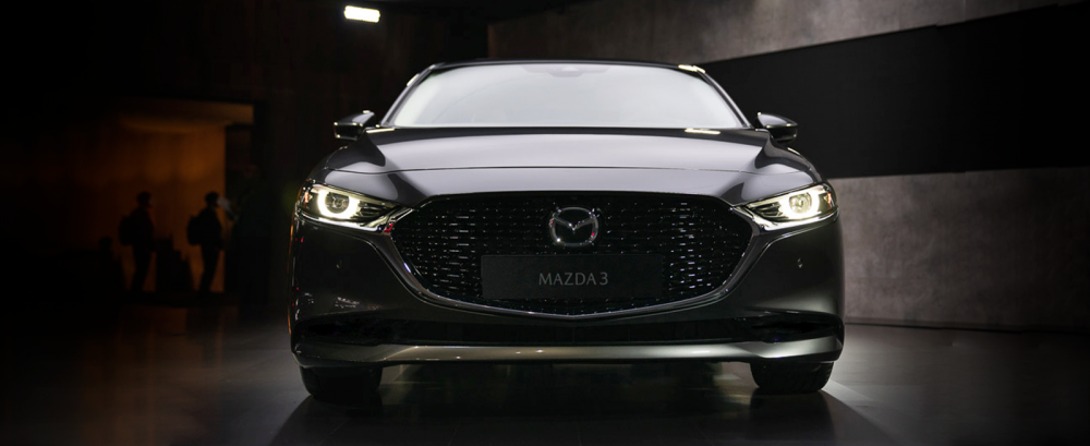 carro mazda 3